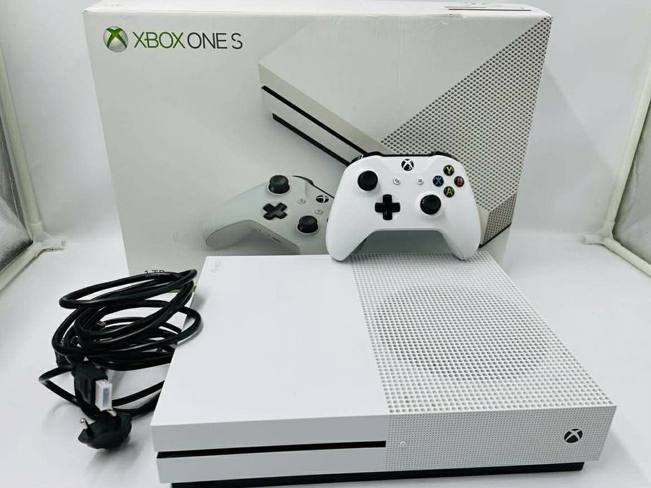 Xbox One 1TB super stan