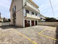 Apartamento T2 em Gondomar – Varandas, Garagem, em remodelação