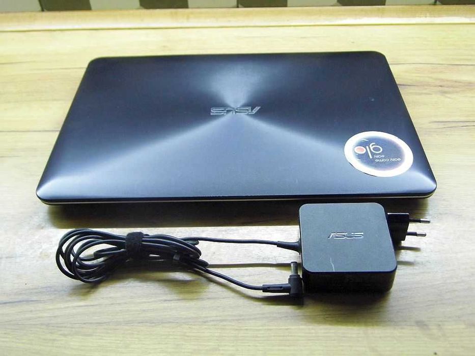 Laptop Asus A555L Dysk 1TB Intel i5 4Gb RAM Windows 10