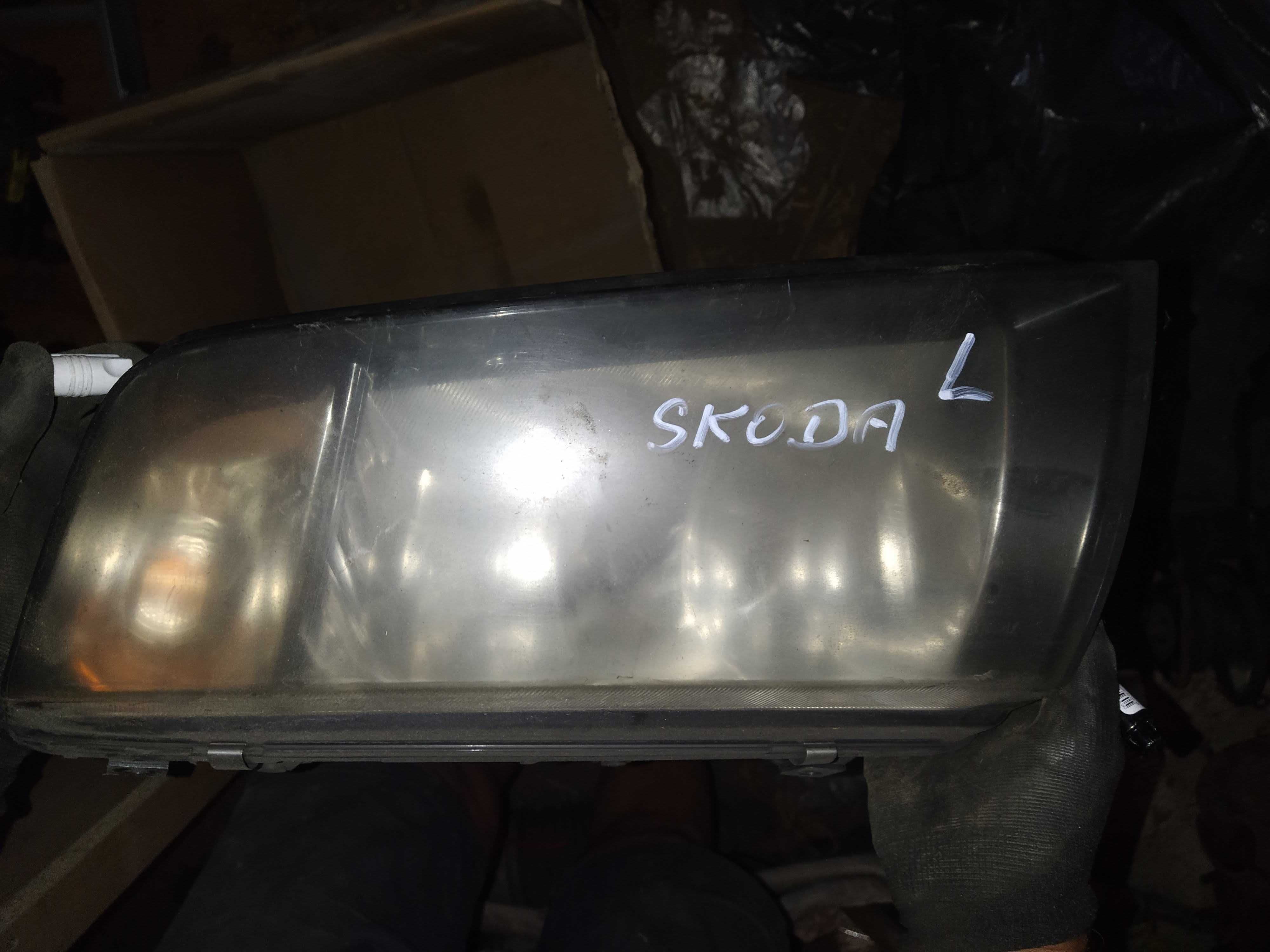 Skoda Fabia 1 lampa lewa przednia