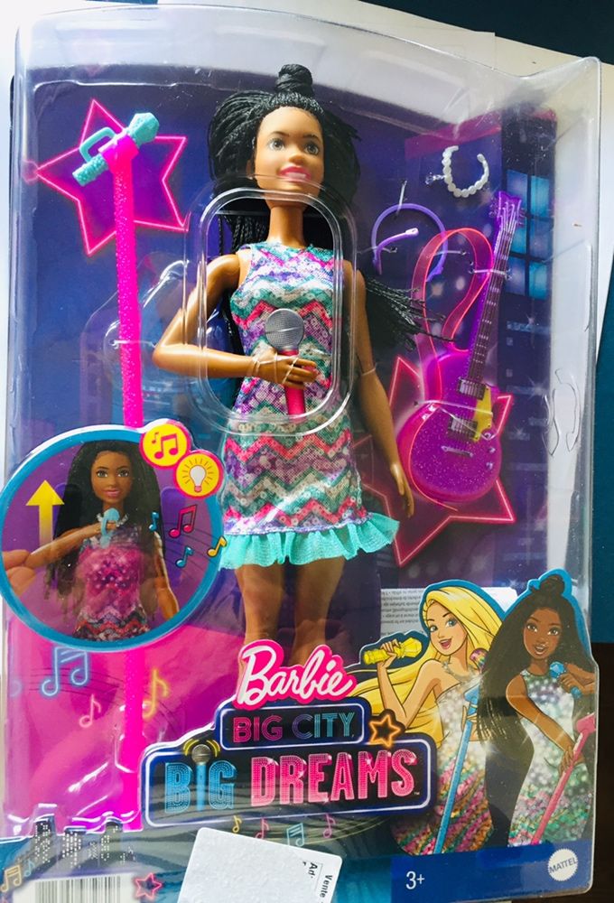 Barbie cantora - NOVA