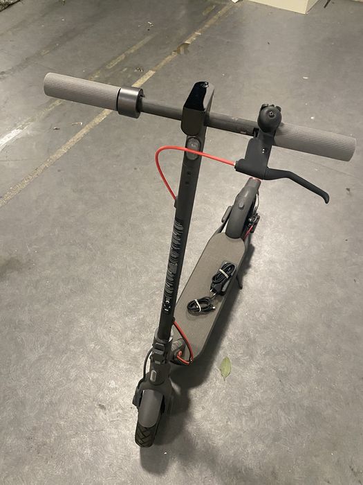 Trotinete Eléctrica Dobrável Xiaomi Electric Scooter 4 EU - Preto