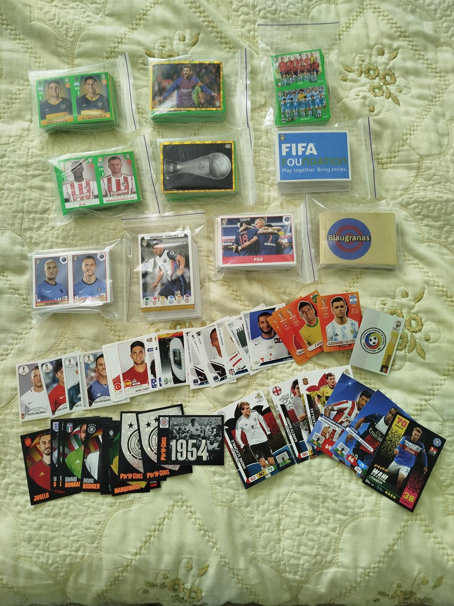Наклейки, карточки Panini ФІФА,  ЧС, ЧЄ, ЛЧ, World Class, зб. України