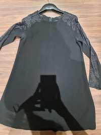 Vestido preto com.renda