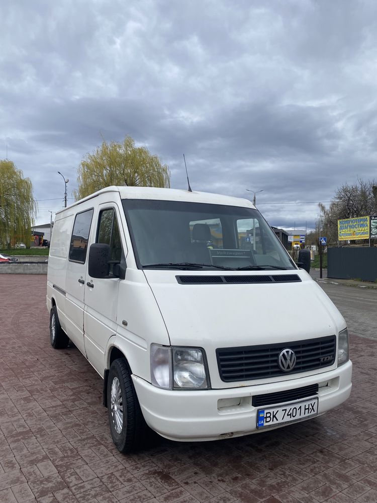 Автомобіль Volkswagen LT