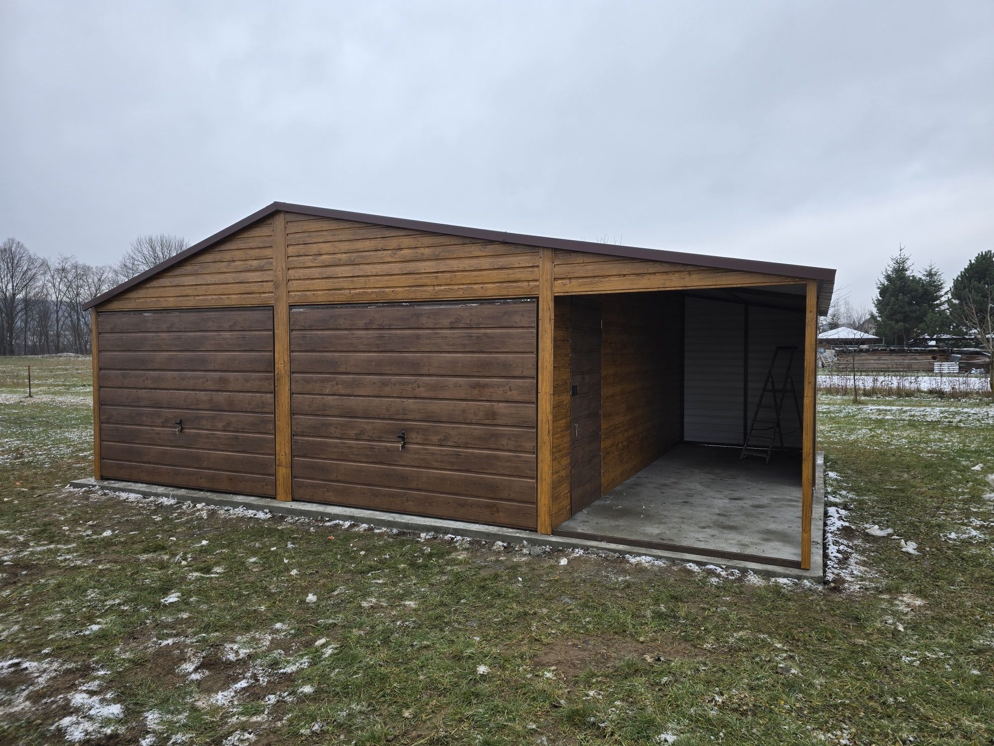 Garaze blaszaki garaz 6x6 Drewnopodobny