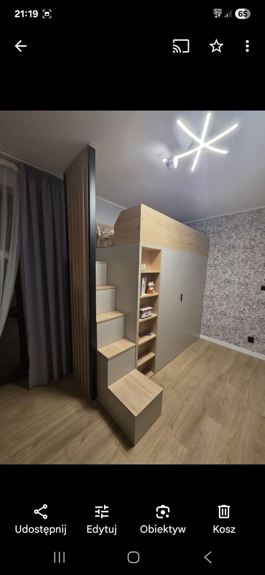 Sprzedam Łóżko piętrowe z garderoba