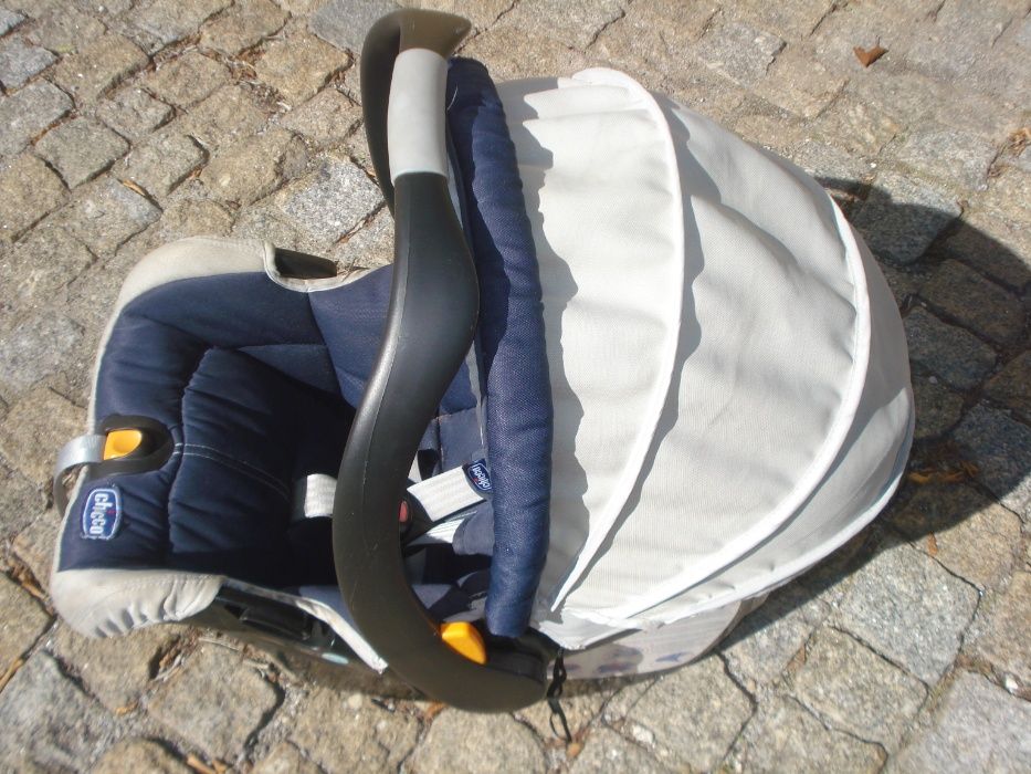 Cadeira CHICCO para Automovel 0 a 13kg