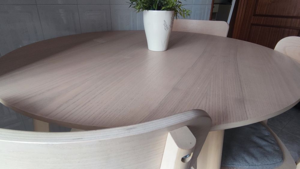 Mesa + 4 cadeiras Ikea Lisabo