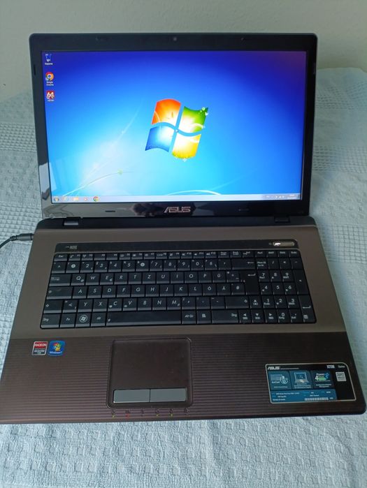 ASUS X73B Ноутбук