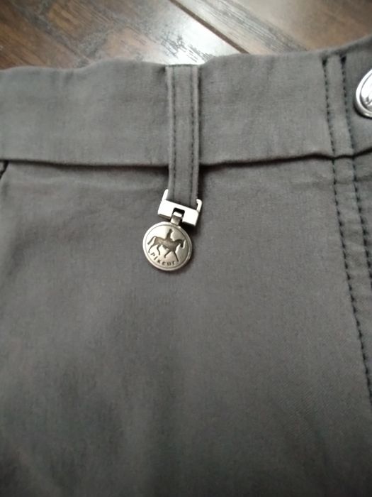 Bryczesy Pikeur szare z długim lejem S 36