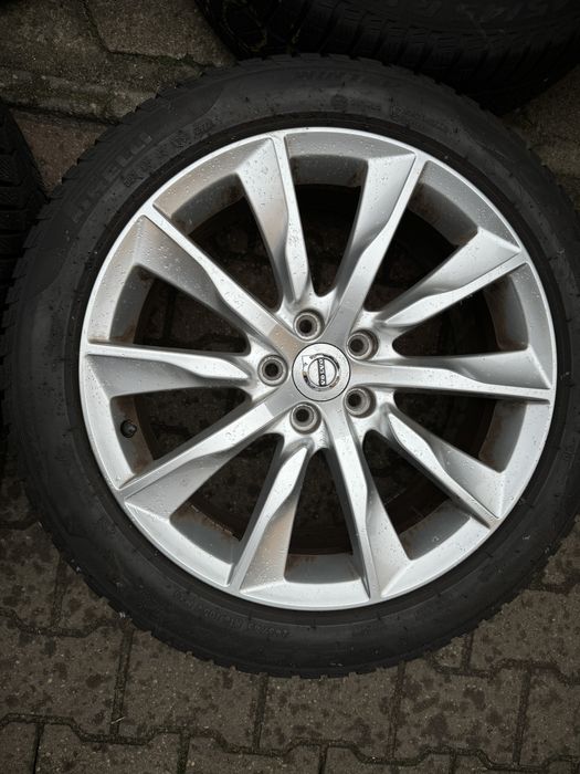 Koła zimowe 18 Volvo S90 V90 oryginał + ładne Pirelli