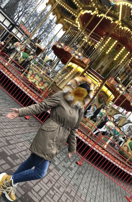 Парка з натуральним хутром лисиці