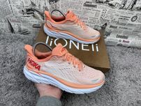 Кроссовки Hoka One One Clifton 8 Розмір 40.5 Original Взуття
