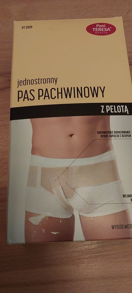 Pas pachwinowy z pelotą, prawostronny, pas po zabiegu przepukliny.