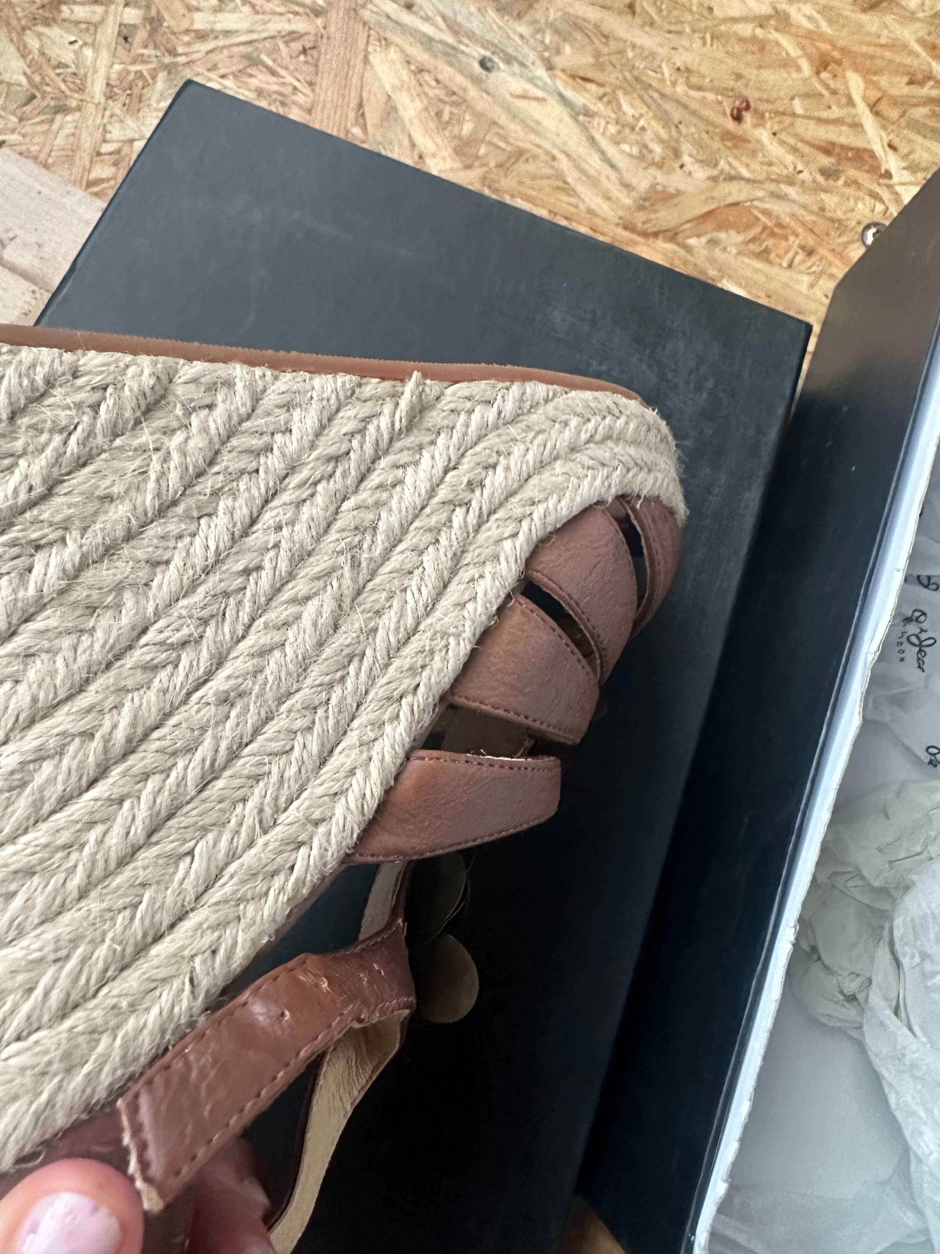 Espadryle - sandałki na koturnie Pepe Jeans