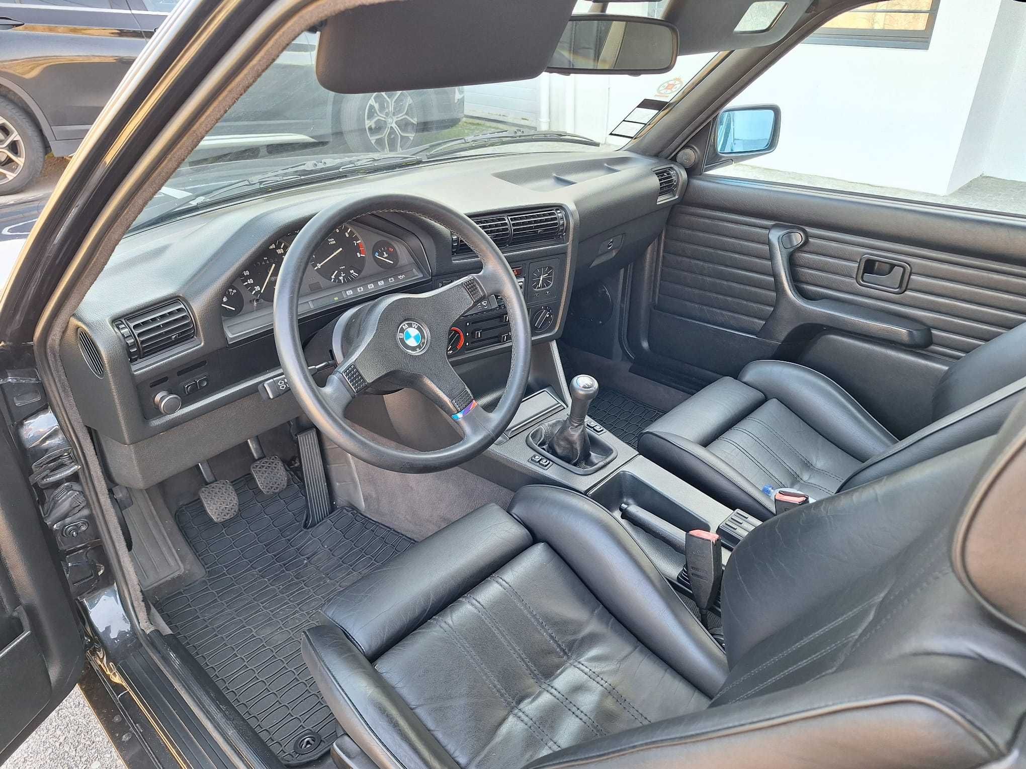 BMW 320 is 2 Portas