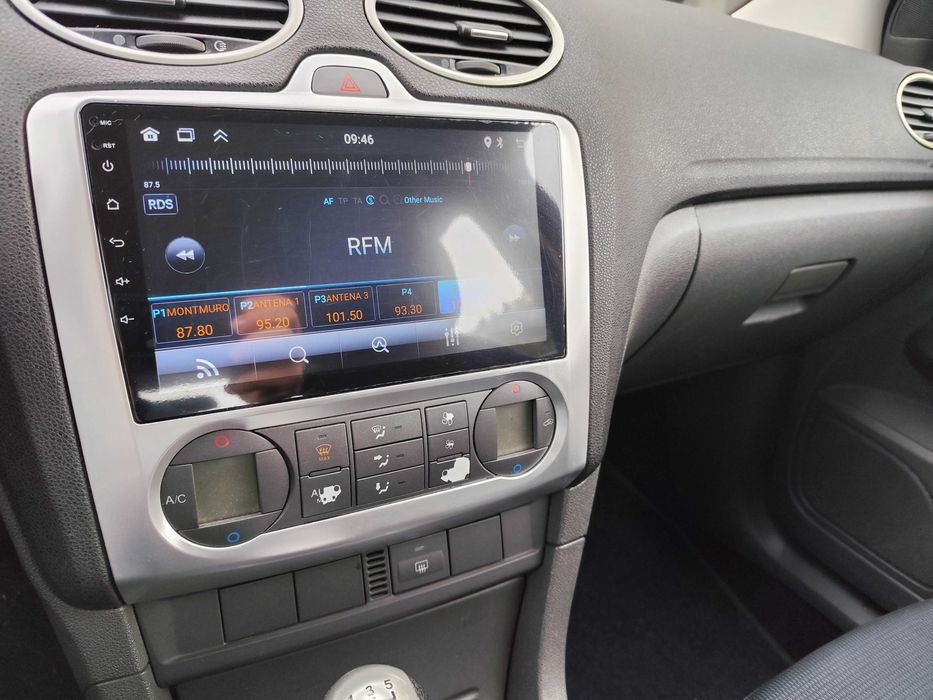 Ford Focus 1.6 (109cv)