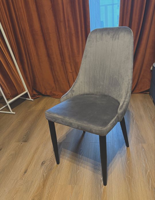 Mam na sprzedaż fotele nowe nie używane