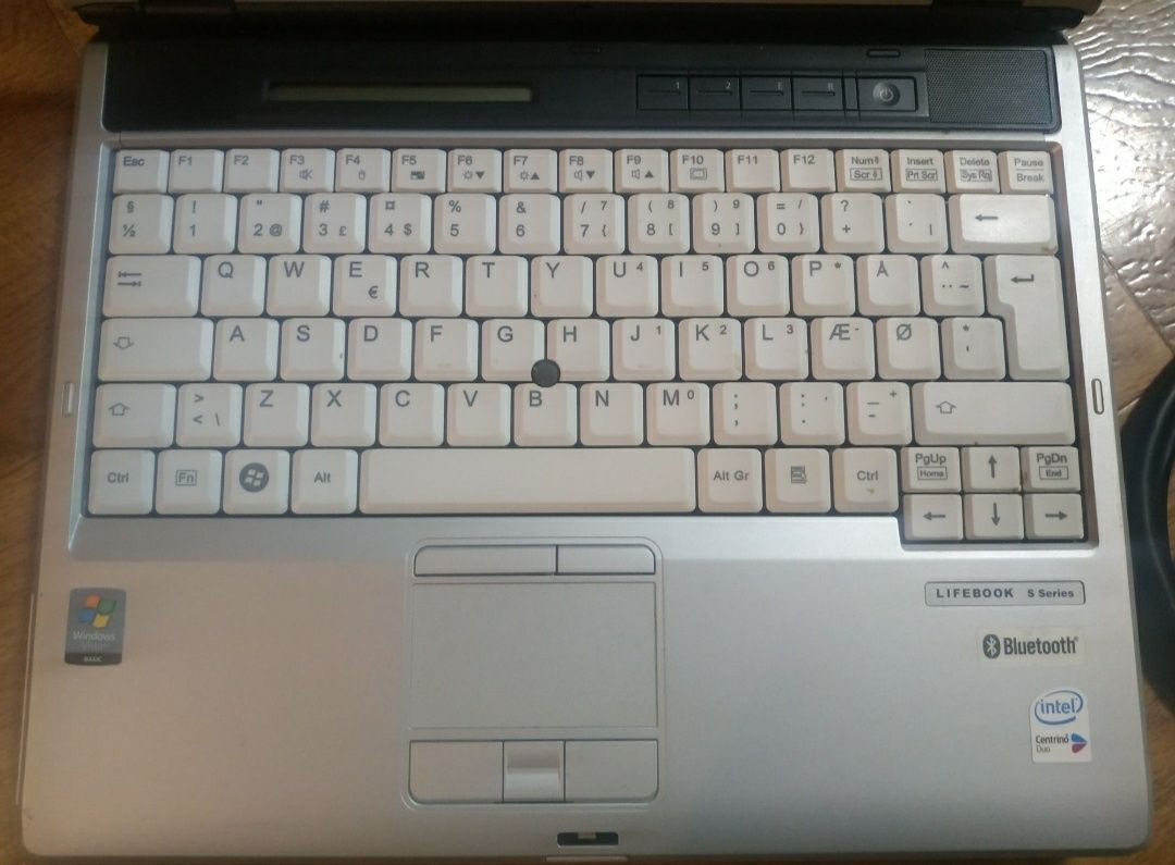 Ноутбук Fujitsu Siemens Lifebook S7110