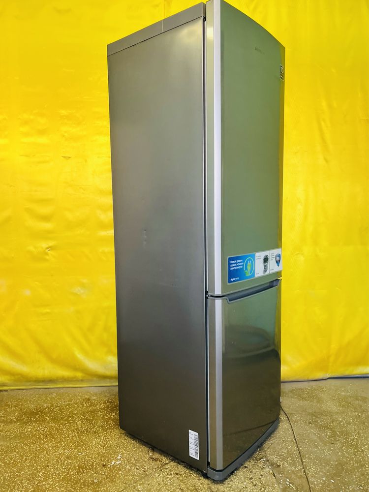 Двухкамерный холодильник Samsung Inverter NoFrost