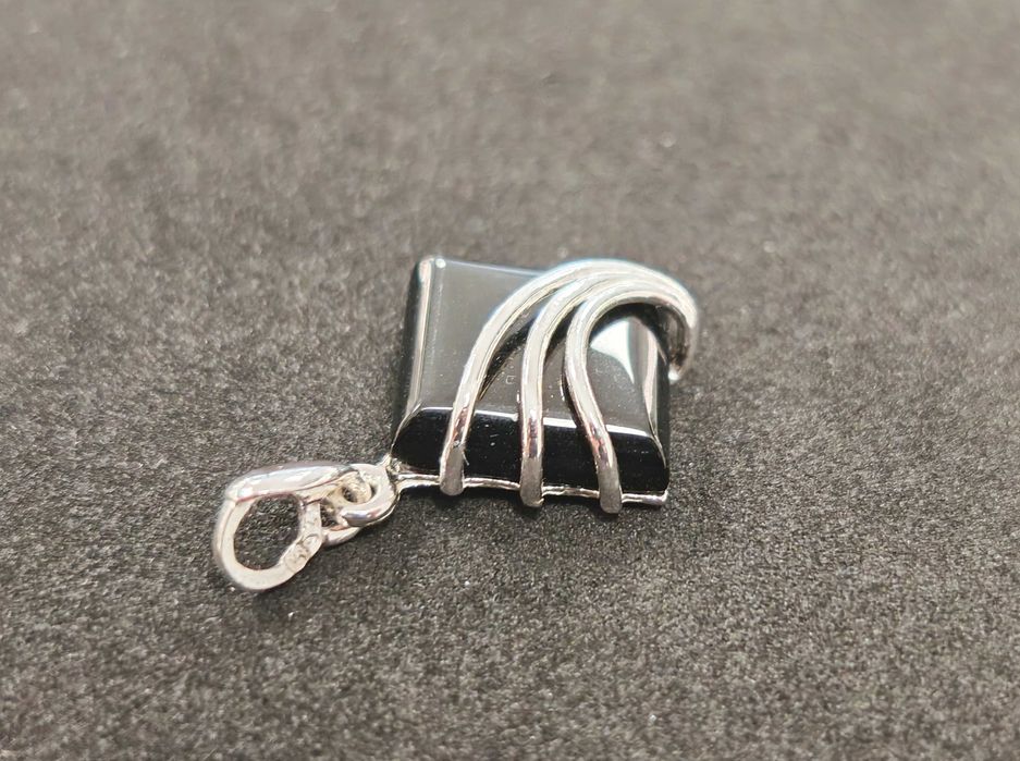 Elegancka zawieszka z Onyksem p925 4,45g 3,3x2,1cm