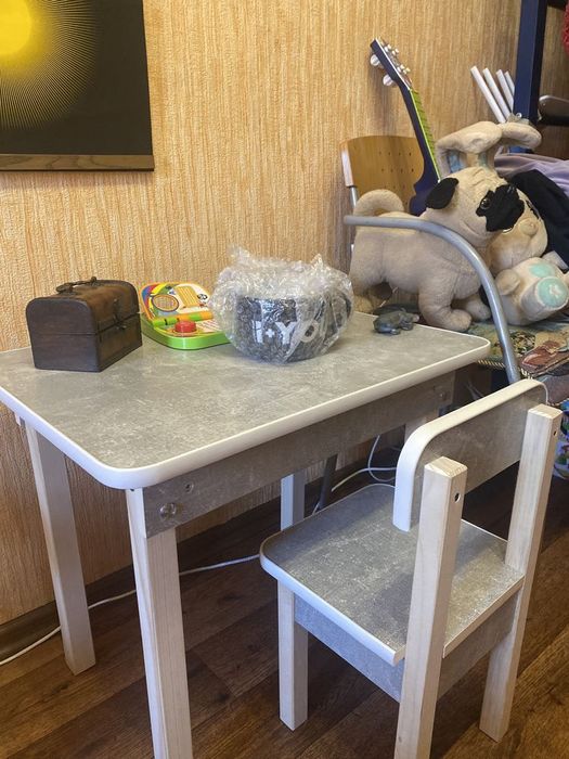 Стіл та стілець дитячий парта дитяча