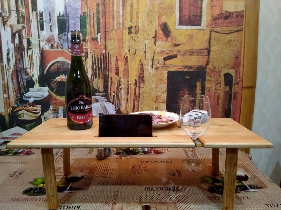 Столик подарочный набор