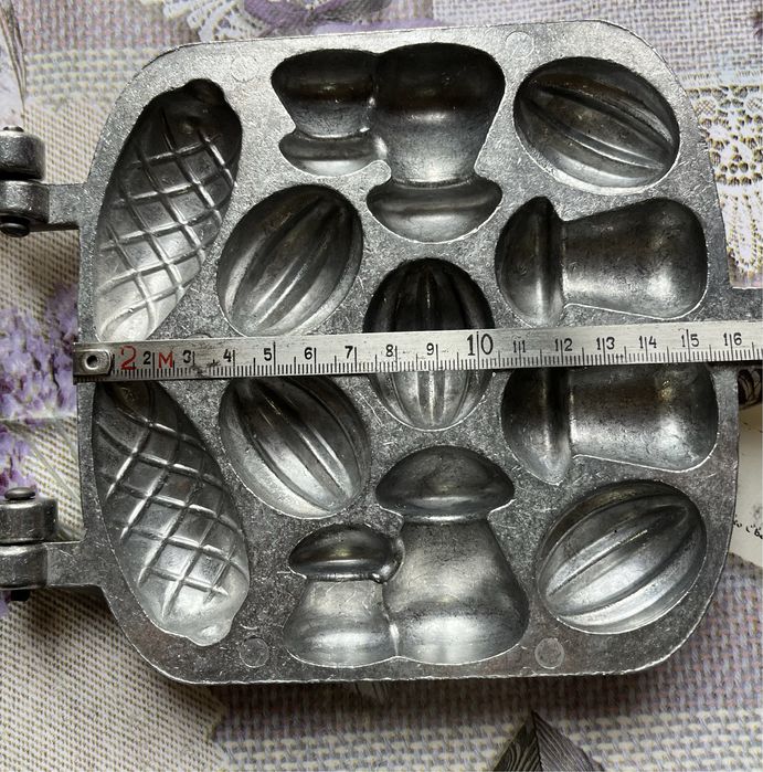 Велика горішниця орешница лесное ассорти форма для випічки на газу