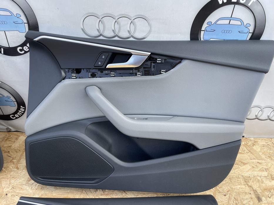 Карта двирей Audi A5 B9 Обшивка дверей