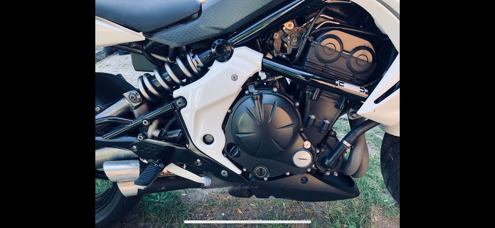 Kawasaki er 6N 650