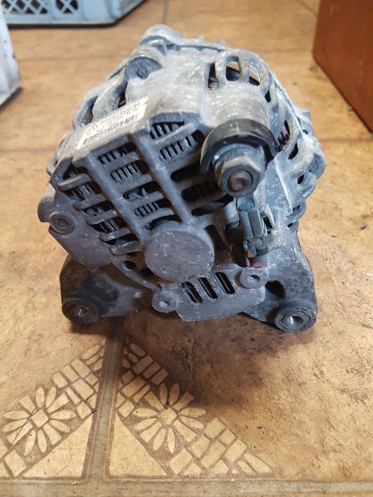 Alternator Renault Clio II 1.5 DCI 8200.120286
