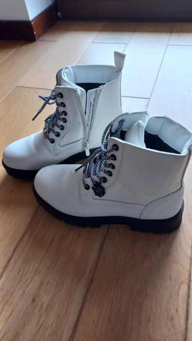 Buty zimowe r.36