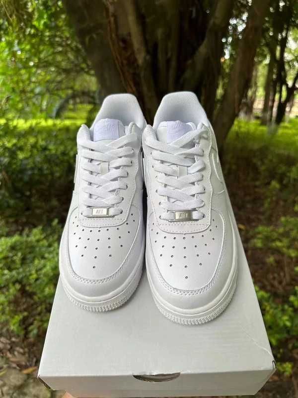 Nike Air Force 1 Low '07 White R.44