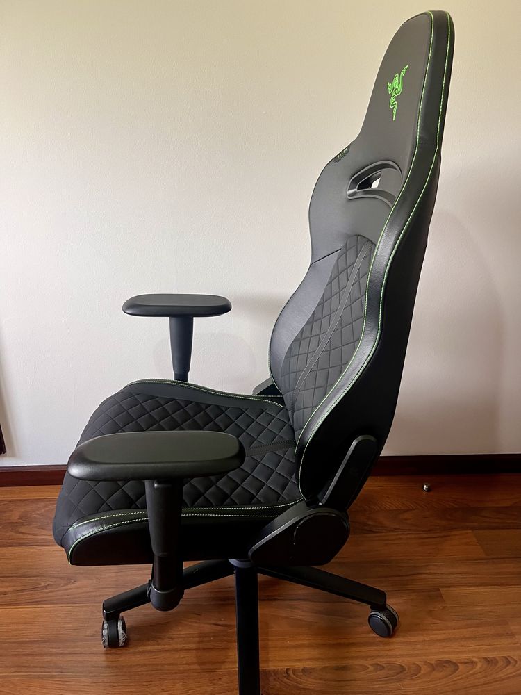 Cadeira Razer como nova