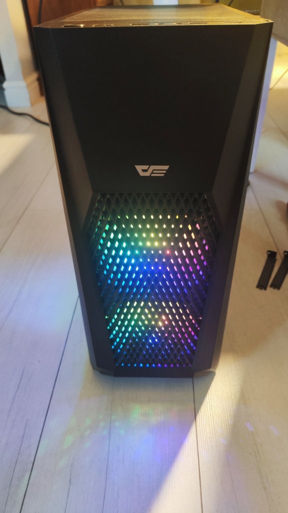 I5 10400 z490 wifi rtx 2060 16gb ddr4 ssd