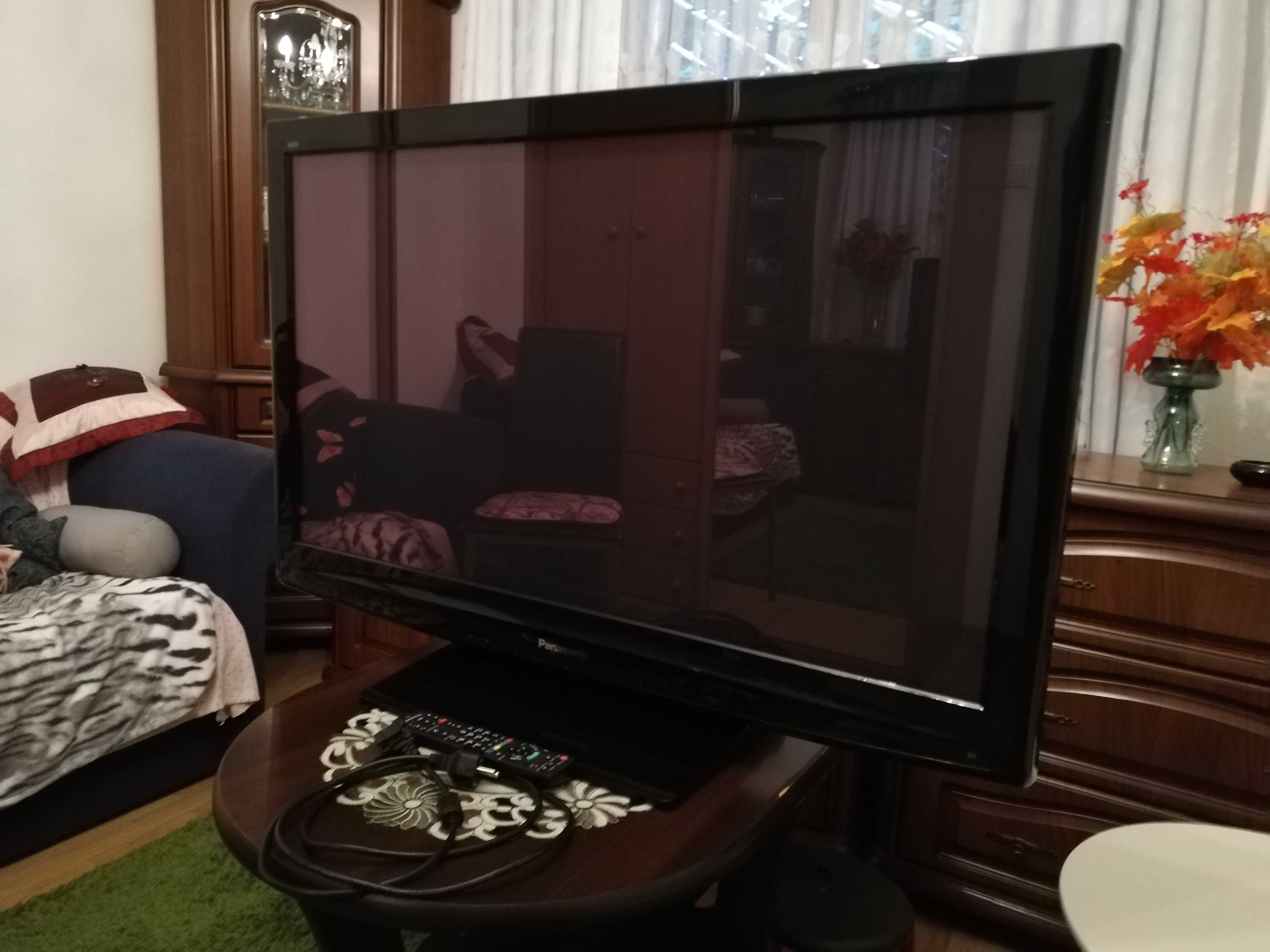 Telewizor Panasonic Viera 42" TX-P42C2E