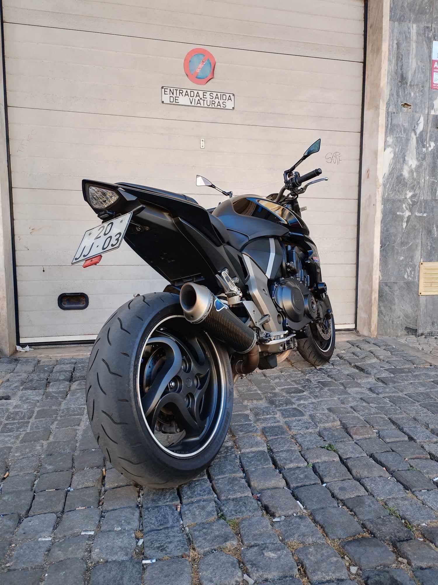 Honda CB 1000cc R