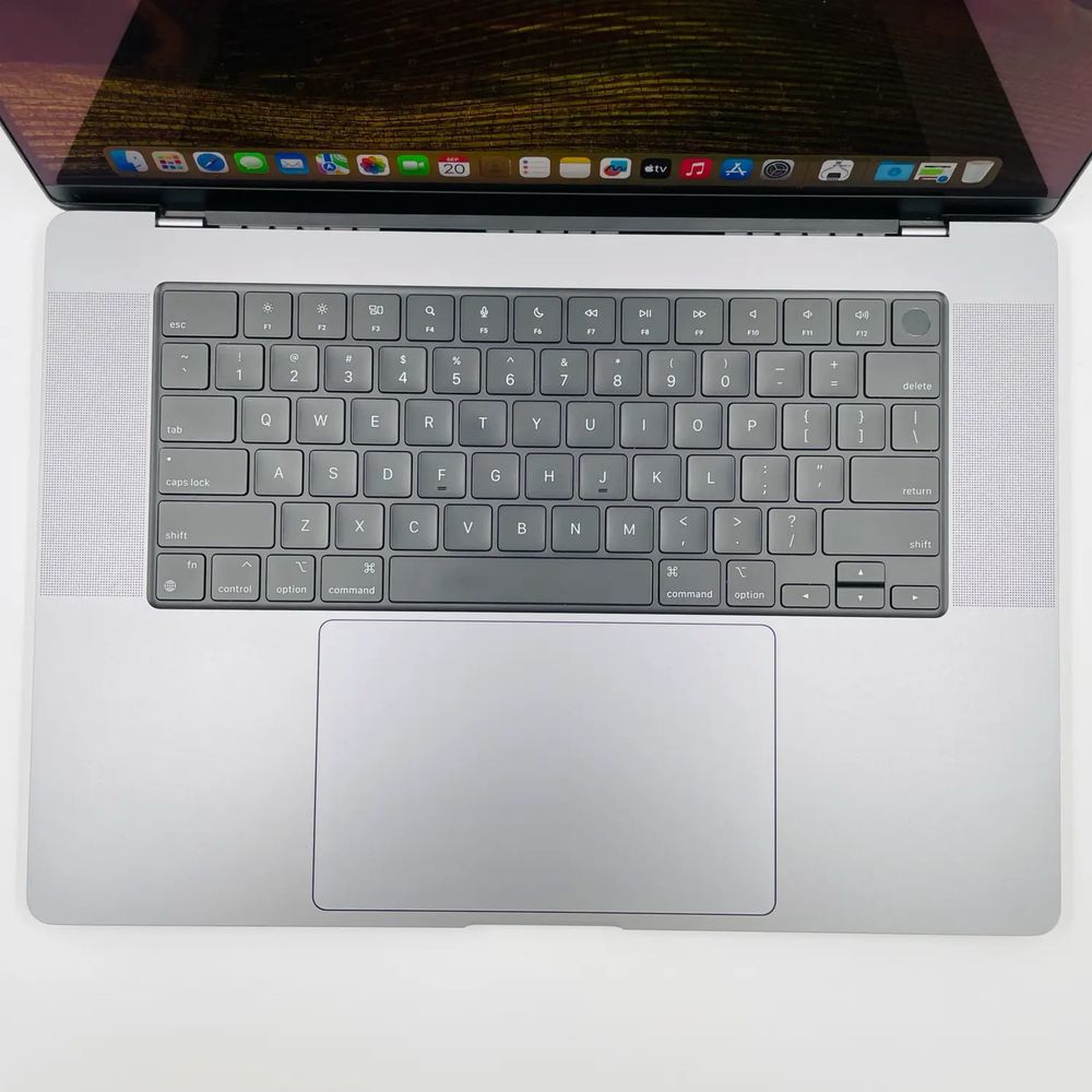 Apple Macbook Pro 16 2021 M1 Pro 32GB RAM 1TB SSD IL5004