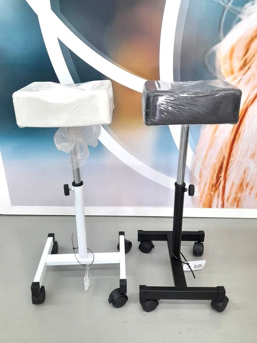 Apoio de Manicure e Pedicure Novos e Profissionais