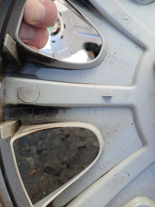 Продам ковпаки оригінал