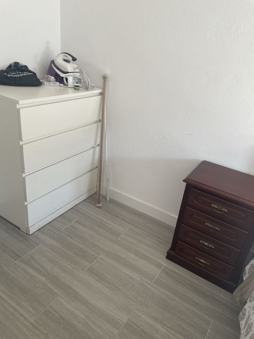 Quarto de casal em Amadora Casal da Mira