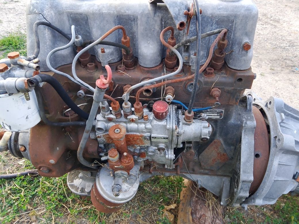 Mercedes silnik OM 615   + skrzynia kaczka 207 ,  407