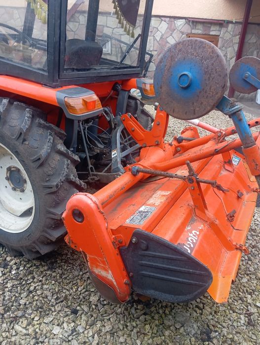 Продам трактор Kubota kl 27