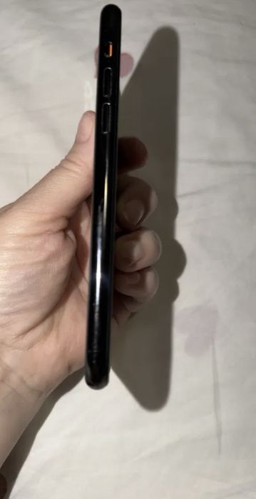 iphone 11 про…….