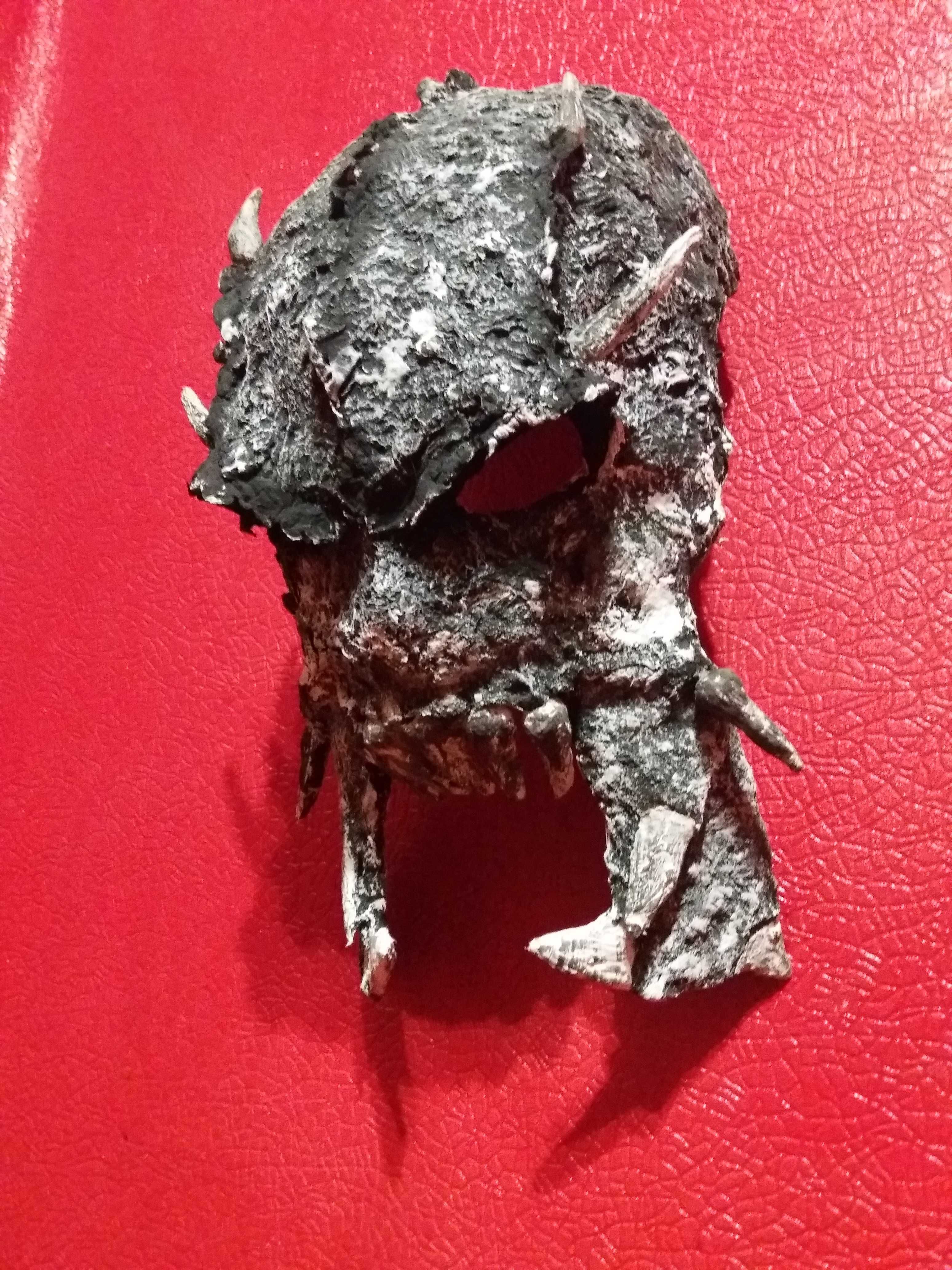 маска демона череп  predator