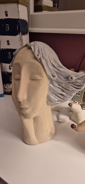 Ręcznie wykonana ceramiczna rzeźną kobiety