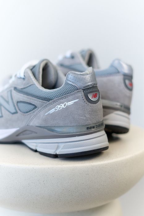 Оригінал! New Balance 990 V4 Gray чоловічі кросівки