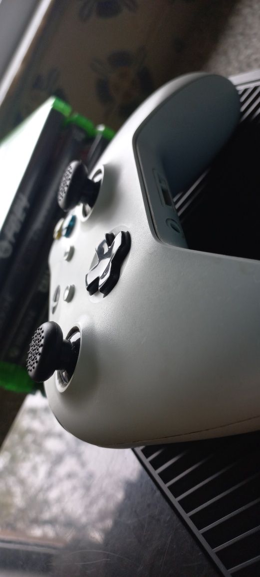 Xbox one/1 comando/10 jogos