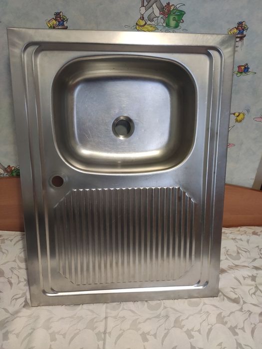 Продам мойку из нержавеющей стали для кухни